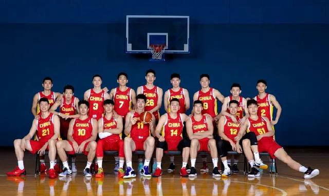 国际篮坛传奇球员领袖风范世所公认的简单介绍