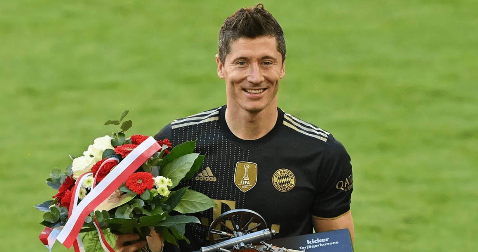 美因茨球队实现胜利逆转,取得宝贵三分的简单介绍 美因茨球队实现胜利逆转,取得宝贵三分的简单介绍