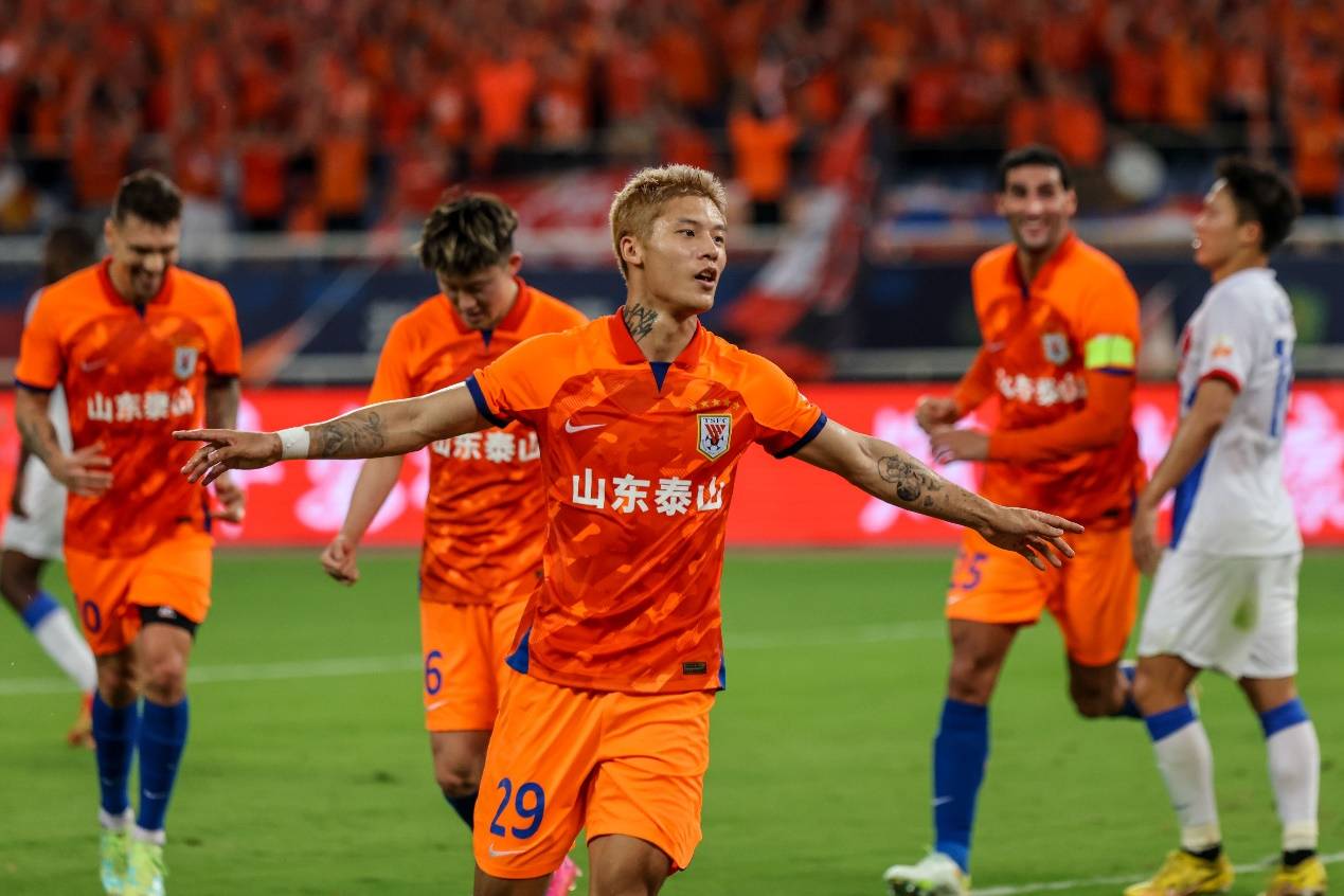 夺冠热门实力出击，亚冠比赛精彩争夺