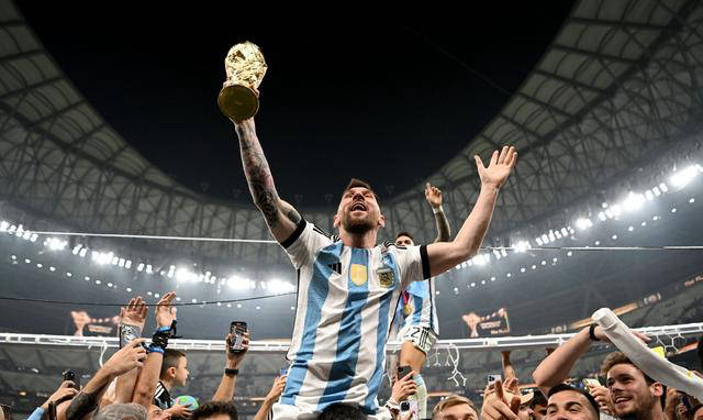 阿根廷球队斩获冠军,创造历史性之旅 阿根廷球队斩获冠军,创造历史性之旅