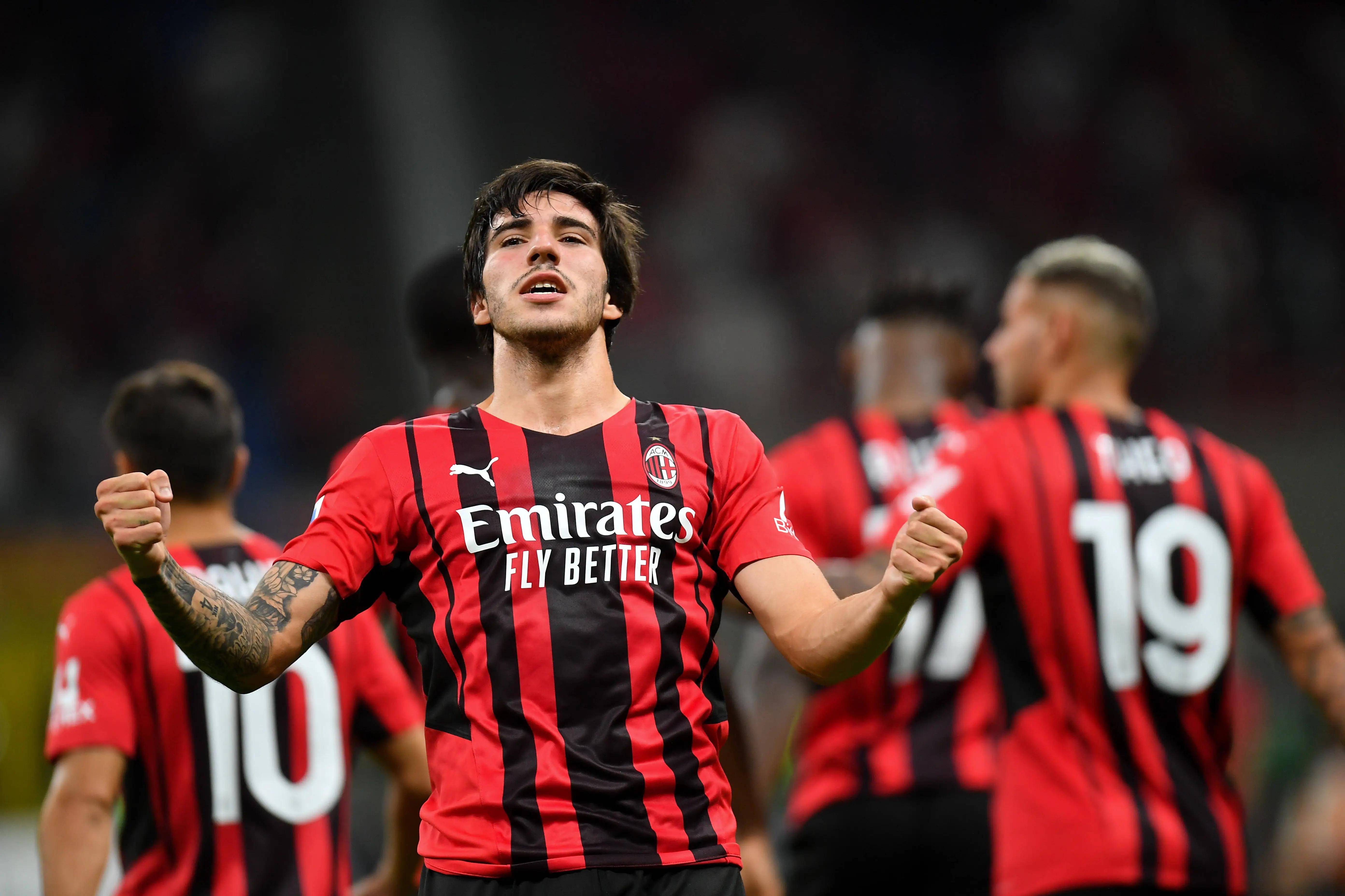 九游体育官网入口-包含AC米兰主场不敌对手，积分领先优势不稳的词条