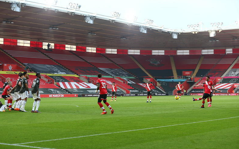 九游体育官方登录入口-卡瓦尼犀利攻击，巴黎全面压制的简单介绍