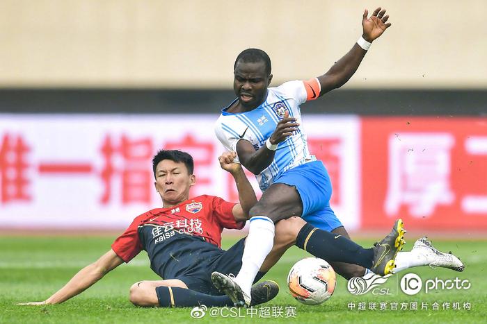 关于深圳佳兆业主场告捷,保级形势稍有好转的信息 关于深圳佳兆业主场告捷,保级形势稍有好转的信息