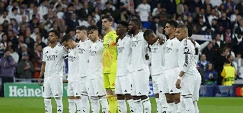 柯达竞技遗憾告负，球迷呼吁加强中场组织