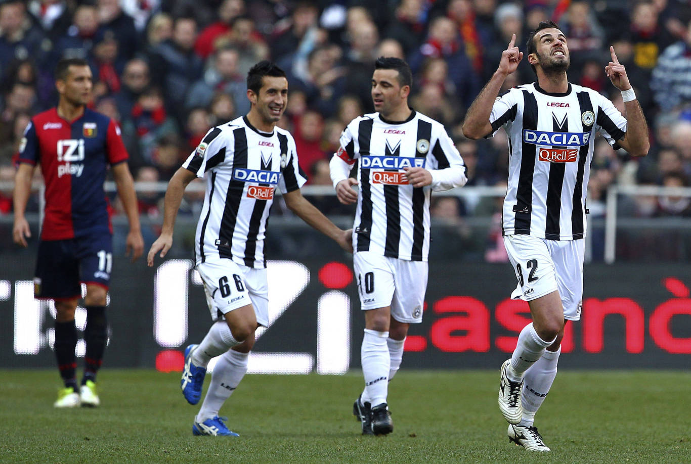 乌迪内斯主场大败，跌落意甲中游的简单介绍