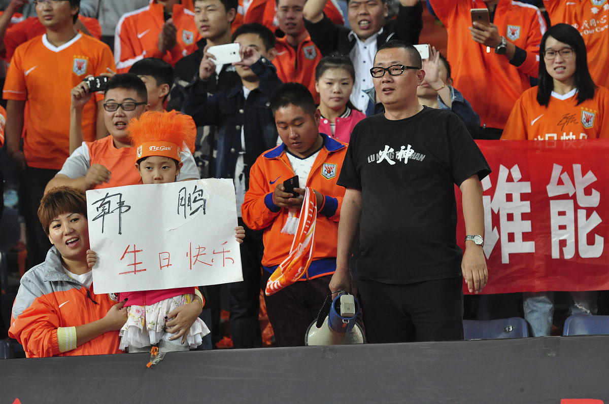 九游体育官方登录入口-开拓者队官方宣布球队换帅，球迷为新教练加油喝彩和祝福的简单介绍