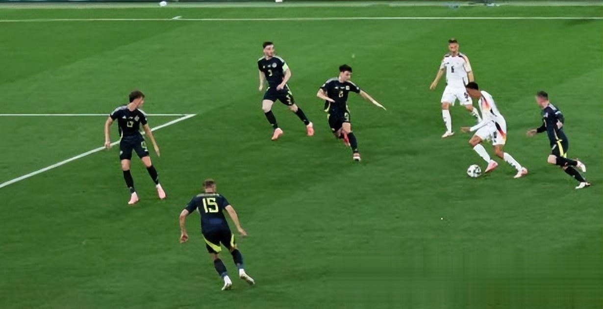 意大利队惨败于欧洲杯预选赛，冲击前景蒙上阴影的简单介绍