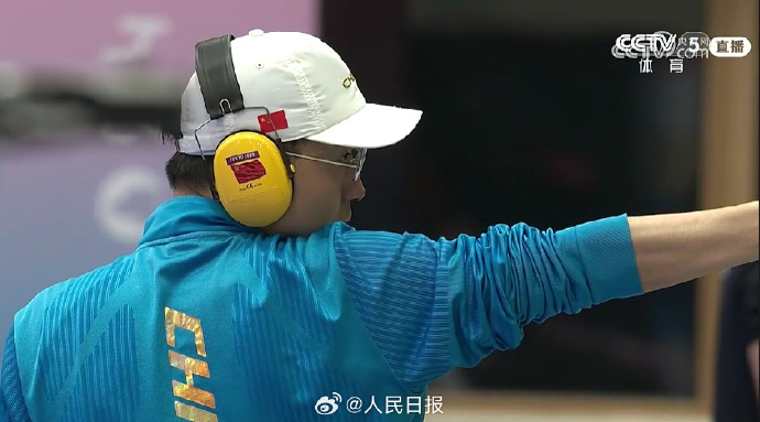 九游体育网页版-激烈的比赛中，球员发挥出色获得奖项的简单介绍