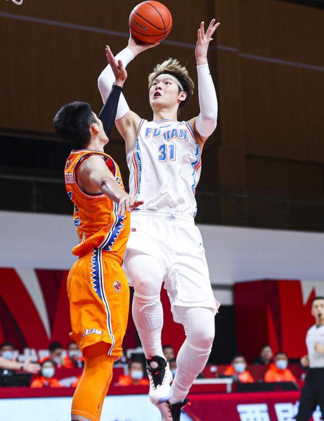 深圳男篮和福建战平,延续不败纪录 深圳男篮和福建战平,延续不败纪录