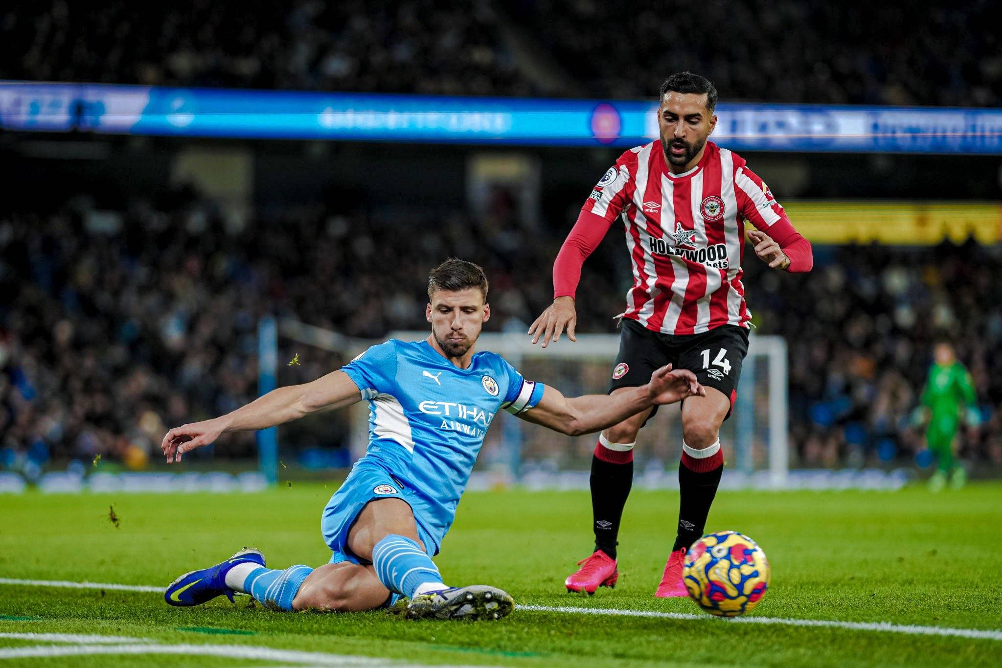 曼城客场迎战托特纳姆热刺,比赛异常激烈的简单介绍 曼城客场迎战托特纳姆热刺,比赛异常激烈的简单介绍