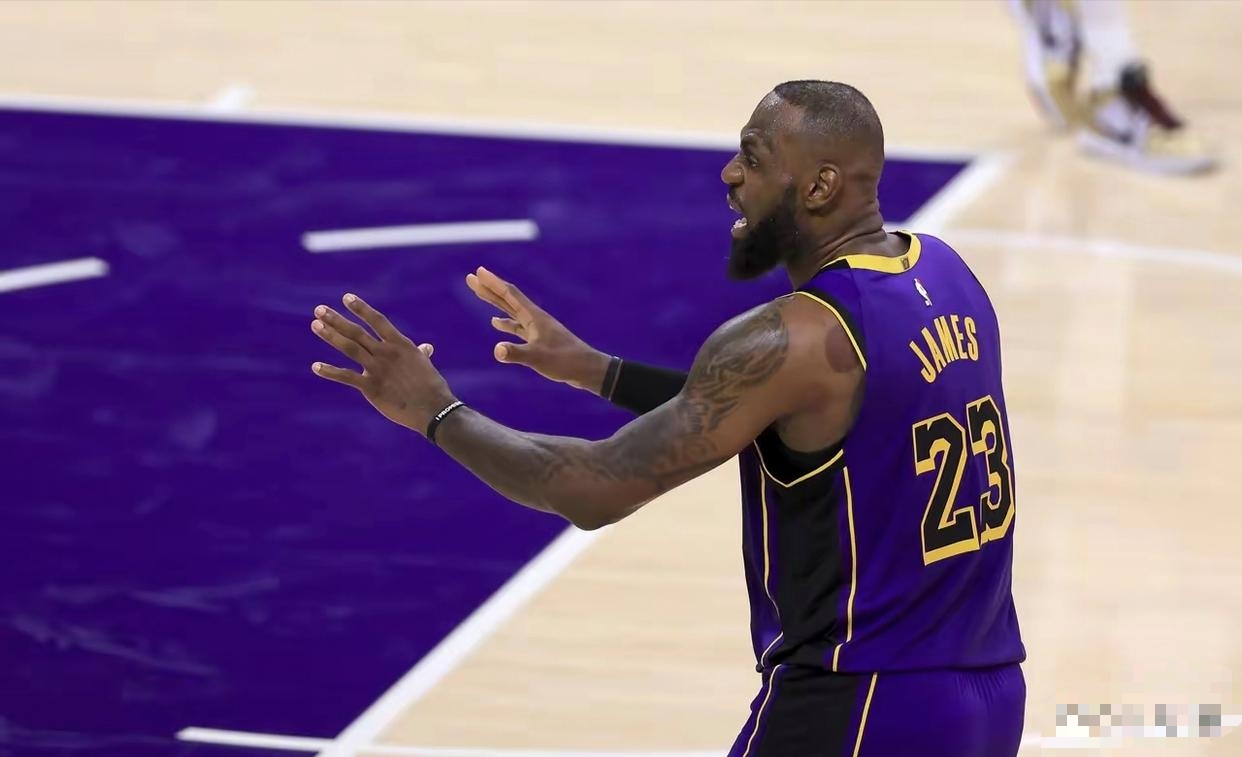 关于湖人客场擒下太阳：实现反超的信息