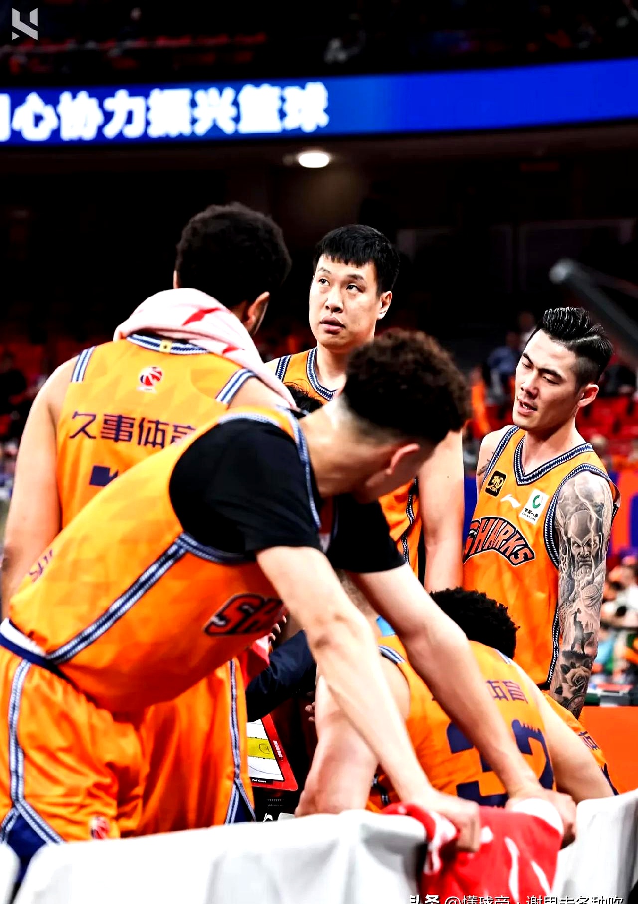 九游体育在线登录-包含内蒙古男篮狂胜对手，激情四射追逐梦想的词条